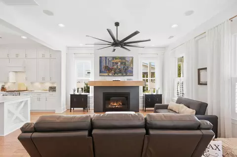 Living - 115 Bright Leaf Loop, Summerville, SC 29486 photo 2 of 3