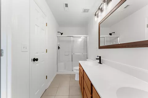 Bath - 357 Kelsey Blvd, Wando, SC 29492 photo 3 of 6