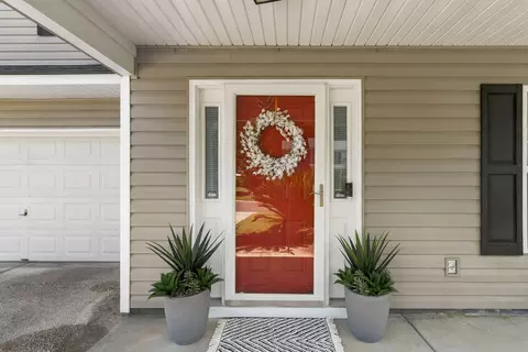 Entry Way - 187 Blackstone Dr, Moncks Corner, SC 29461 photo 1 of 3