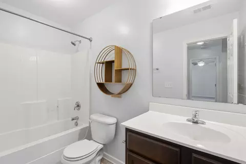 Bath - 187 Blackstone Dr, Moncks Corner, SC 29461 photo 3 of 3