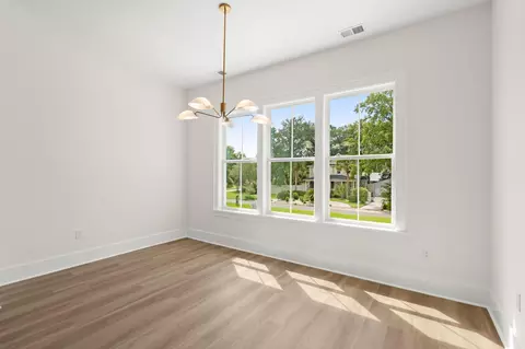 Dining - 1602 Lauda Dr, Mount Pleasant, SC 29464 photo 1 of 1