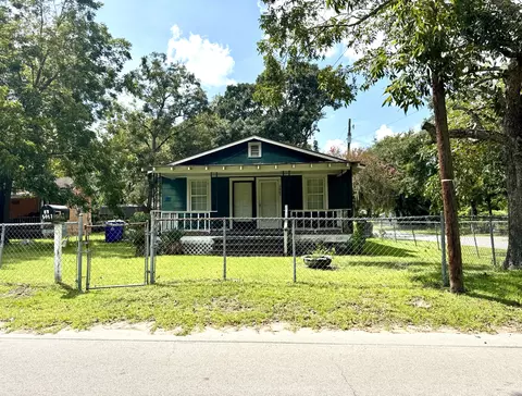 5067 Railroad Ave, North Charleston, SC 29406