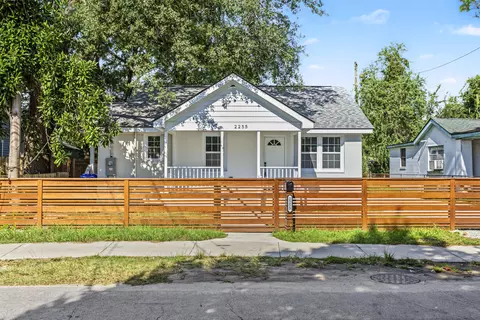 2255 Mott Ave, North Charleston, SC 29405
