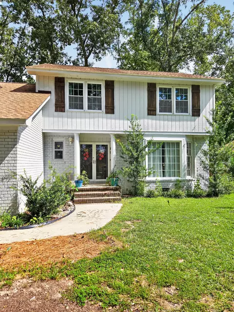 309 Fairington Dr, Summerville, SC 29485