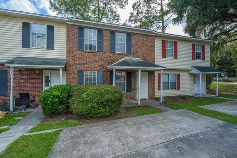 6897 Shahid Row, North Charleston, SC 29418