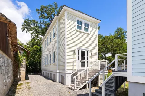 Exterior - 162 Spring St #E, Charleston, SC 29403 photo 3 of 4