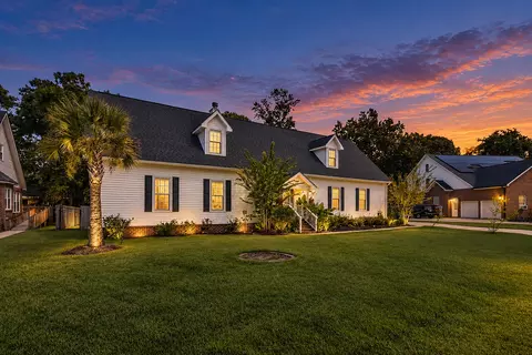 880 Trent St, Charleston, SC 29414