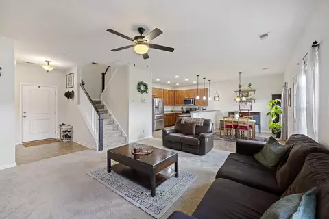 154 Chaste Tree Cir, Goose Creek, SC 29445
