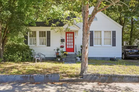 3506 Admiral Dr, North Charleston, SC 29405