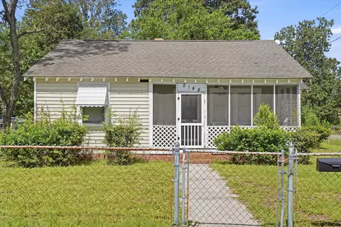 2144 Banyan St, North Charleston, SC 29405