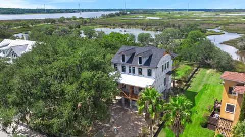 378 Mutual Dr, Charleston, SC 29414
