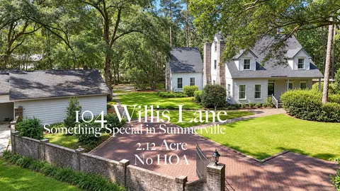 104 Willis Ln, Summerville, SC 29483