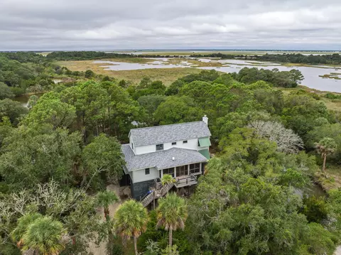 312 Pelican Flight Dr, Dewees Island, SC 29451