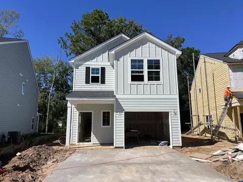 270 Central Creek Dr, Goose Creek, SC 29445