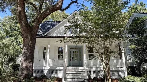 6026 Grand Council St, Daniel Island, SC 29492