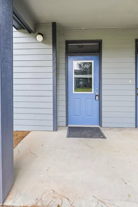 Exterior - 3304 Mariners Way, Moncks Corner, SC 29461 photo 2 of 5