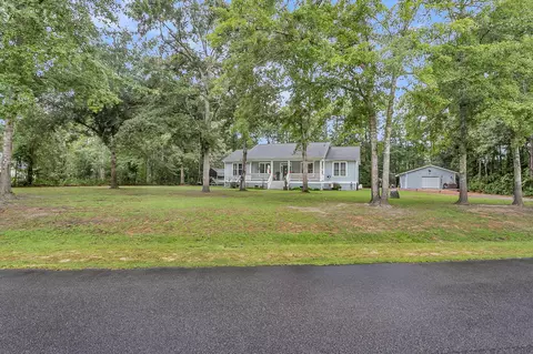 7243 Raw Dew Dr, Awendaw, SC 29429
