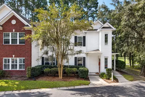 207 Golfview Ln, Summerville, SC 29485