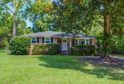 5251 E Dolphin St, North Charleston, SC 29405