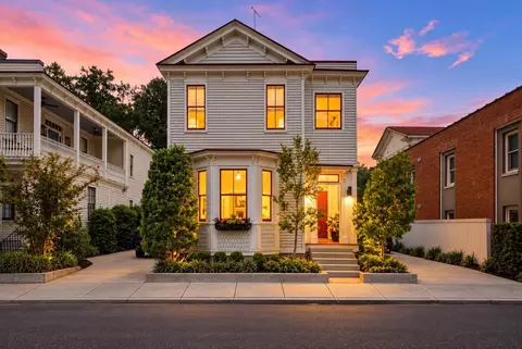 4 Percy St, Charleston, SC 29403