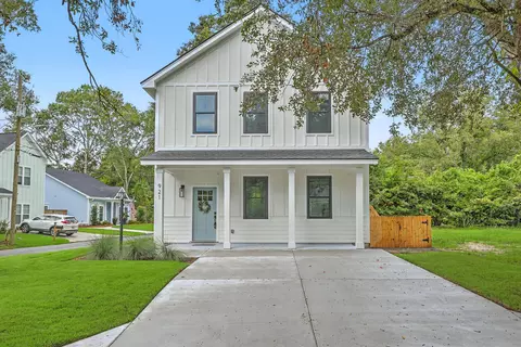 921 Main St, Charleston, SC 29407