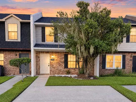 5769 Dewsbury Ln, North Charleston, SC 29418