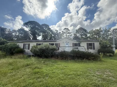 1460 Ochella Creek Ct, Edisto Island, SC 29438
