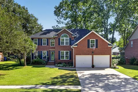 5484 Clearview Dr, North Charleston, SC 29420