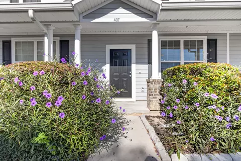 407 Hemingway Cir, Summerville, SC 29483