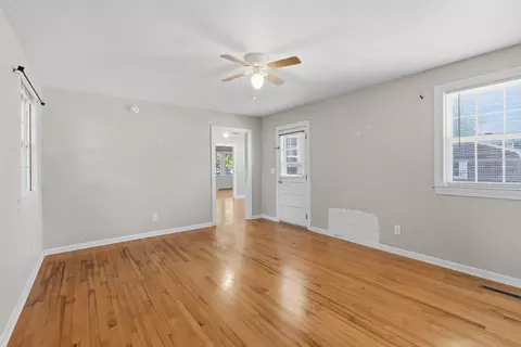 Living - 109 Library St, Moncks Corner, SC 29461 photo 4 of 4