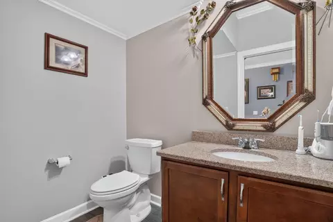 Bath - 423 Topcrest Ln, Moncks Corner, SC 29461 photo 4 of 4