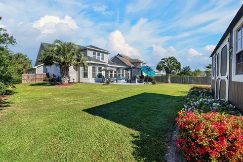 Exterior - 423 Topcrest Ln, Moncks Corner, SC 29461 photo 20 of 23