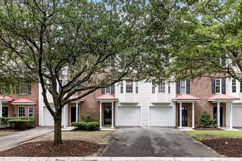 4008 Radcliffe Place Dr UNIT M-4, Charleston, SC 29414