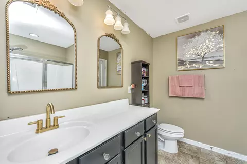 Bath - 206 Two Forts Rd, Moncks Corner, SC 29461 photo 1 of 4