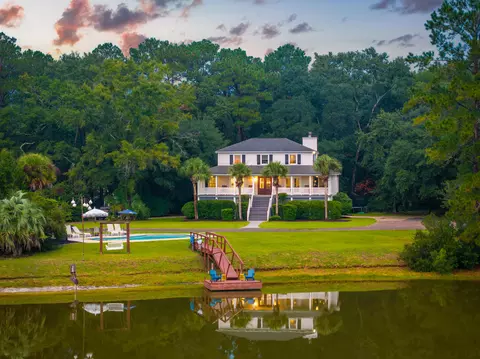 5616 Chaplins Landing Rd, Hollywood, SC 29449