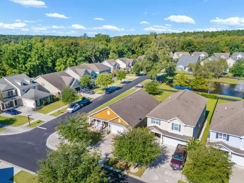 View/Area - 91 Shell Hall Way, Bluffton, SC 29910 photo 4 of 16