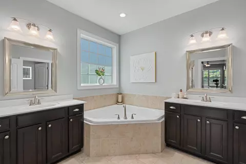 Bath - 91 Shell Hall Way, Bluffton, SC 29910 photo 2 of 3