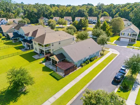 View/Area - 91 Shell Hall Way, Bluffton, SC 29910 photo 10 of 16