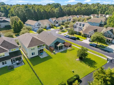 View/Area - 91 Shell Hall Way, Bluffton, SC 29910 photo 8 of 16