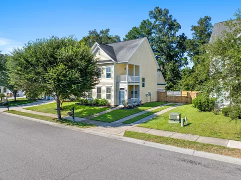 156 Pavilion St, Summerville, SC 29483