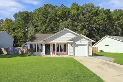 121 Pointer Dr, Goose Creek, SC 29445