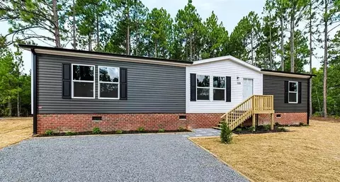 214 Osprey Dr, Moncks Corner, SC 29461