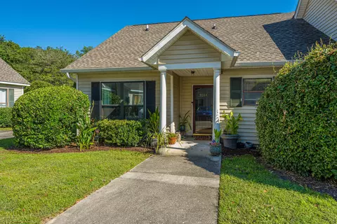 935 Estates Blvd #C, Charleston, SC 29414
