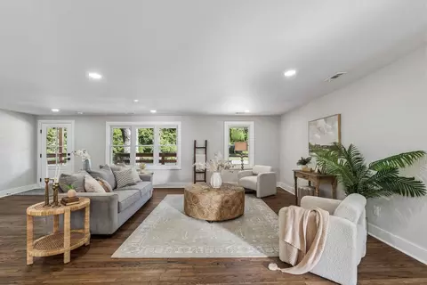 1871 Grimball Rd, Charleston, SC 29412