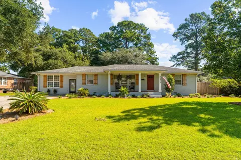6010 Wedgewood Dr, Hanahan, SC 29410