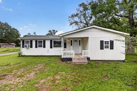 721 Litchfield Ln, Bonneau, SC 29431