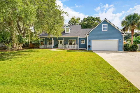 1040 Otter Cir, Beaufort, SC 29902