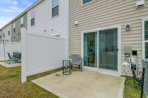 Exterior - 245 Blue Haw Dr, Moncks Corner, SC 29461 photo 2 of 4