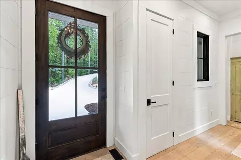 Entry Way - 6 Featherstone Ct, Sunset, SC 29685 photo 1 of 6