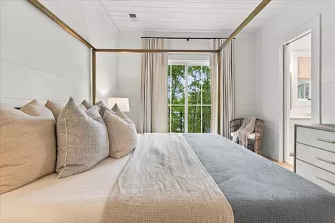 Bedroom - 6 Featherstone Ct, Sunset, SC 29685 photo 10 of 16